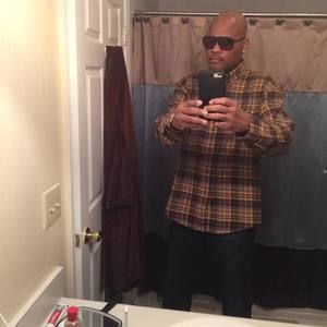 Meet your Posher, Larry